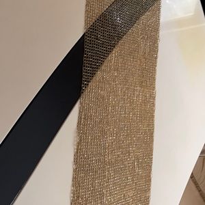 Beautiful gold table runner